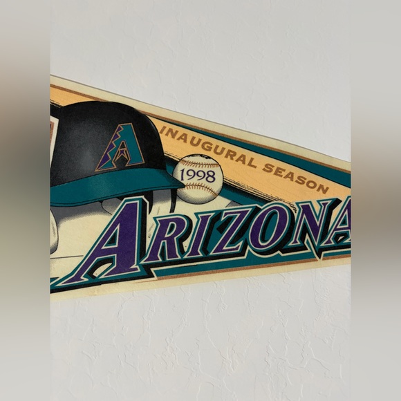 Vintage 1998 MLB Arizona Diamond Backs Inaugural Season Pennant - new with tag - Picture 4 of 5